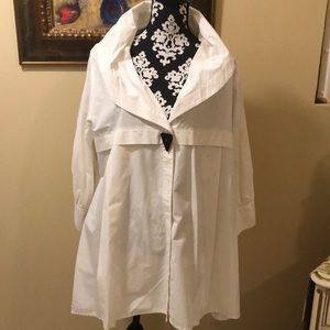 I.C. Connie high-collar painters lightweight crisp cotton snap close over-jacket